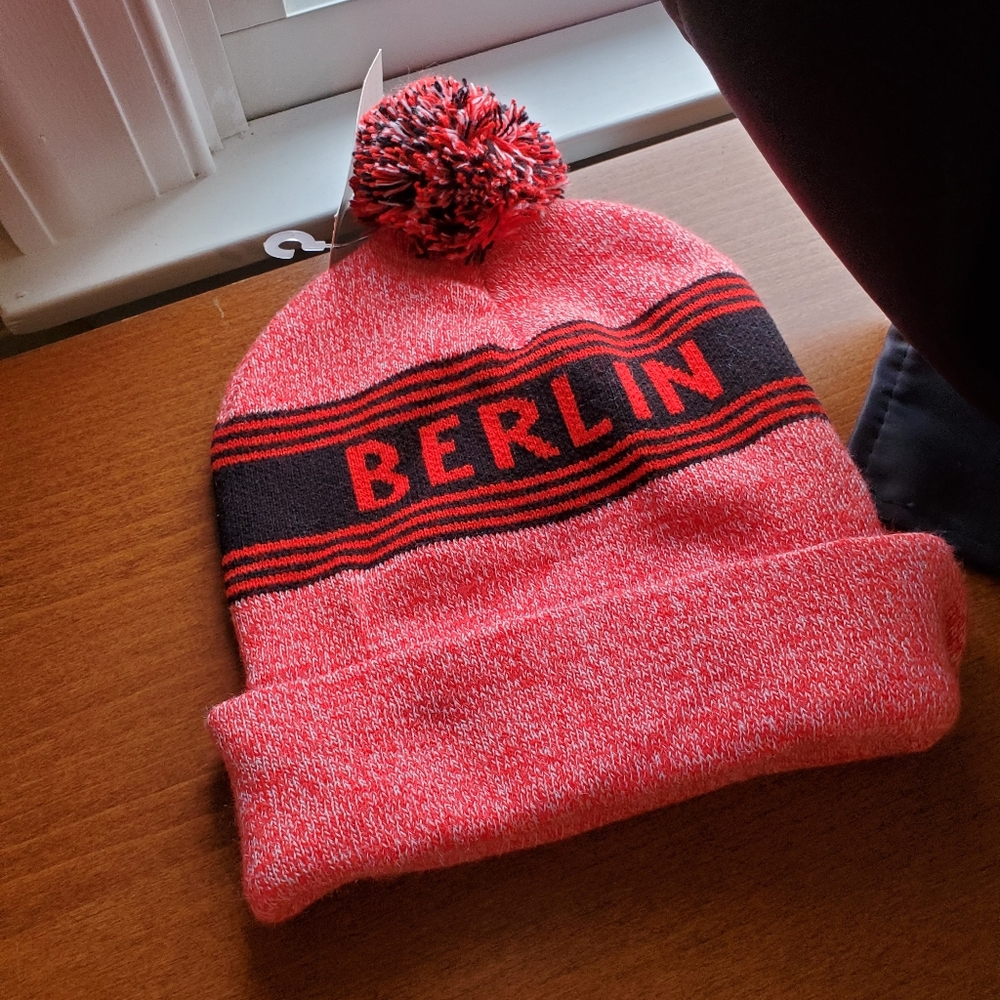 American Apparel Beanie Berlin